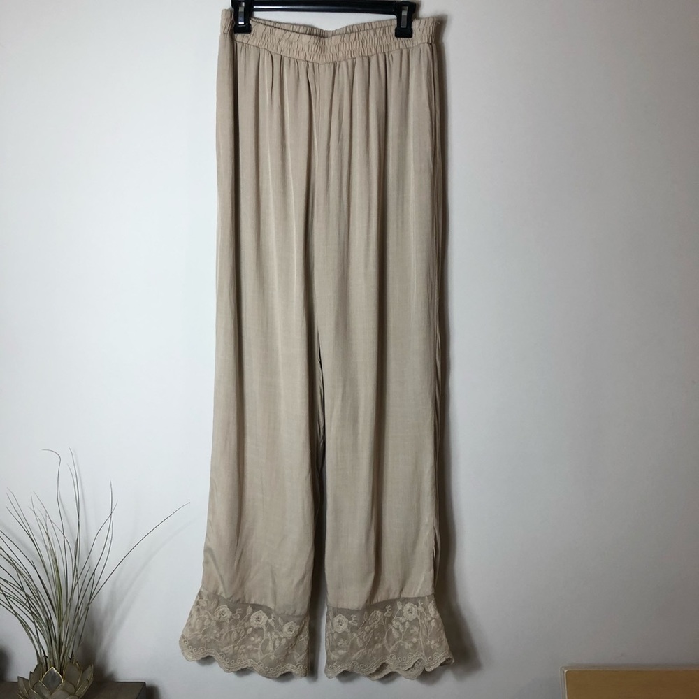 Retro Threads Nude Lace Bottom Pants